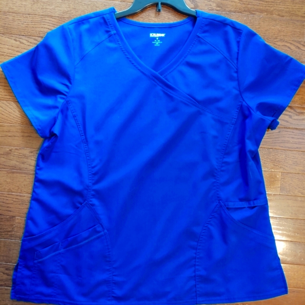 NWOT Scrubstar Scrub Top
